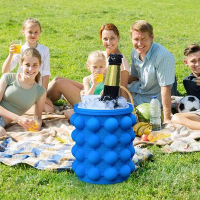 Compuesto de diseño moderno de silicona cubo de hielo cubo para ahorrar espacio material de grado alimenticio