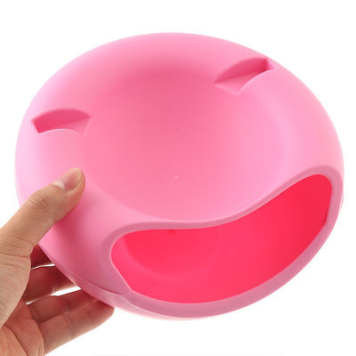 Maximice el tiempo de aperitivos con este contenedor de frutas secas de doble capa y porta teléfonos