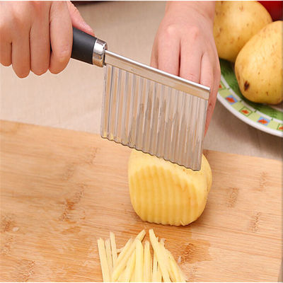 Cuchillo de acero inoxidable con cuchillo de rizos multifunción Cuchillo ondulado cortador de vegetales Herramientas de cocina