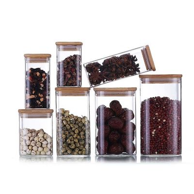 Contenedor de almacenamiento de alimentos de diseño moderno con tapa de madera de bambú 300 ml 500 ml Jar de vidrio de especias