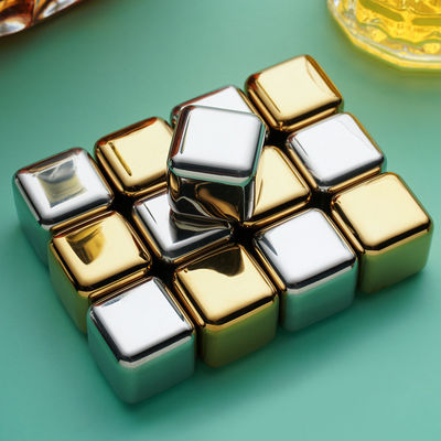 En el almacén 304 de acero inoxidable whisky Stone Set regalo 8pcs / set para enfriar el vino tinto