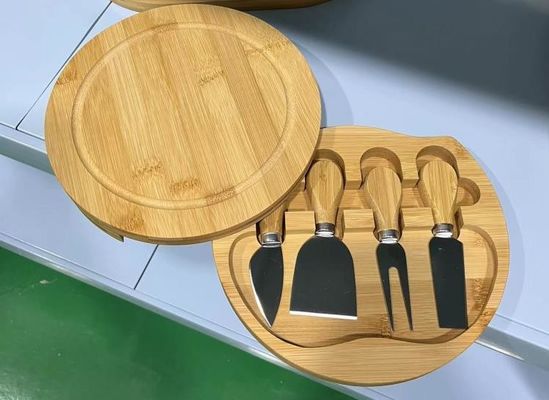 Herramientas de pizza de madera para tablero de charcutería de logotipo personalizado duradero en forma redonda